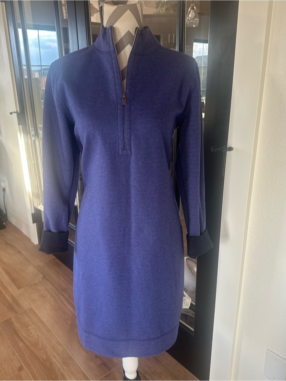 NWT 🆕Tommy Bahama 1/2  zip sweater Midi dress. Size M. 2 shades of blue - Picture 2 of 9